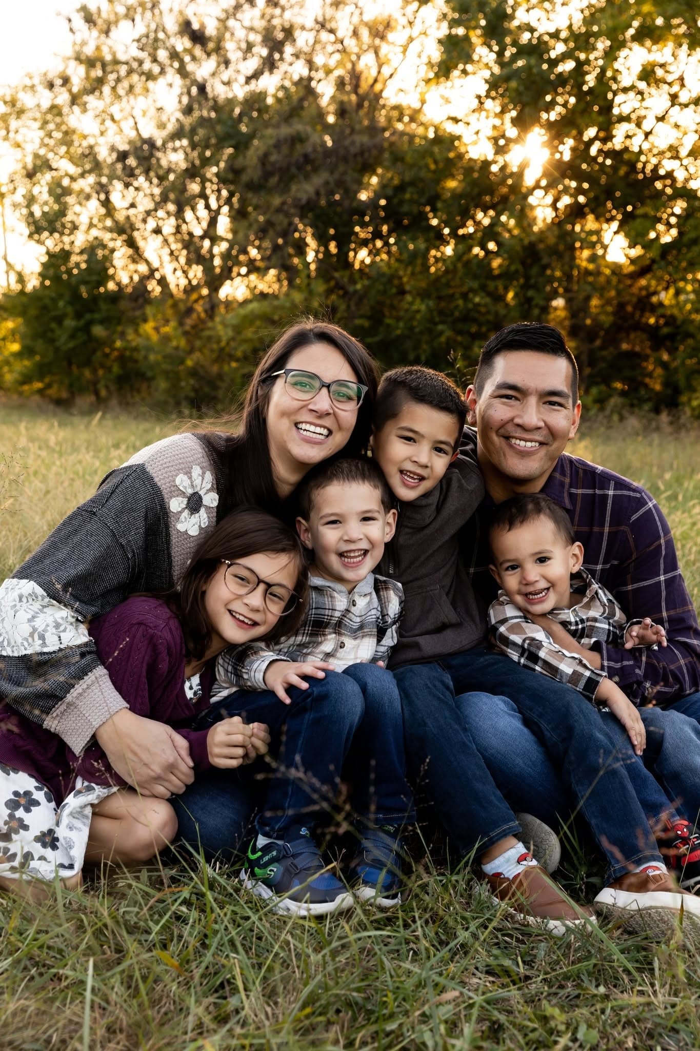 Donovan and Amy Brooks with their children