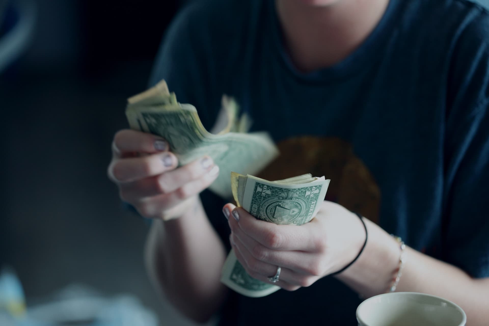 sharon-mccutcheon-8a5ej1-mmq-unsplash